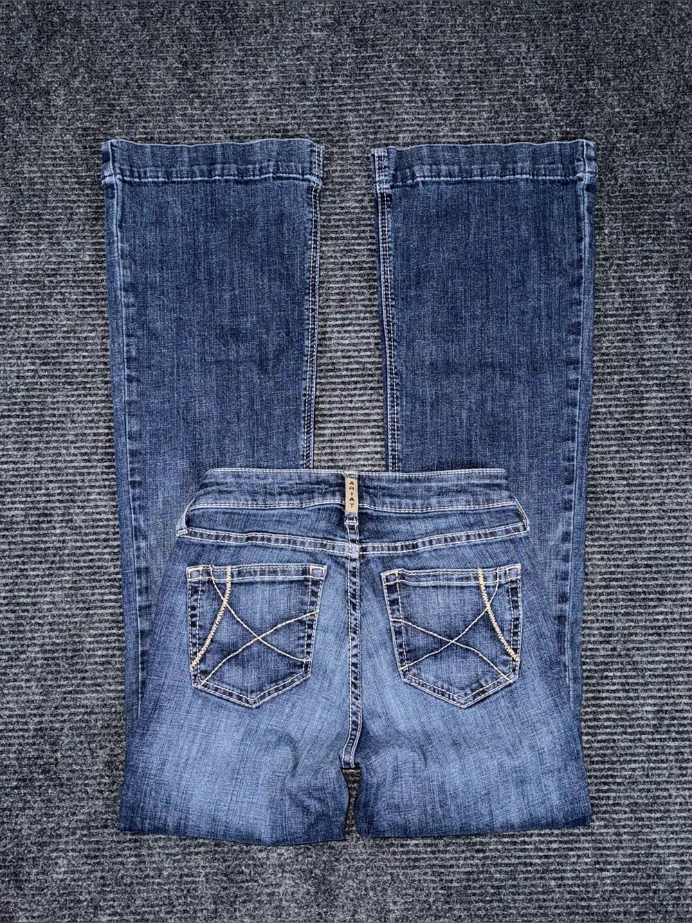 Ariat High Rise Ella Slim Trouser Jeans Womens 26 R Rascal Wash Stretch 10032550
